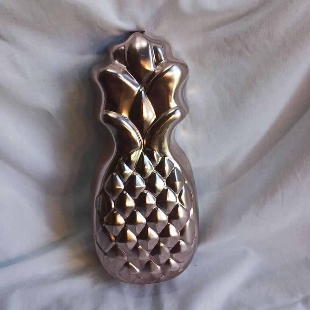 West Bend Copper Pineapple Gelatin Mold Vintage